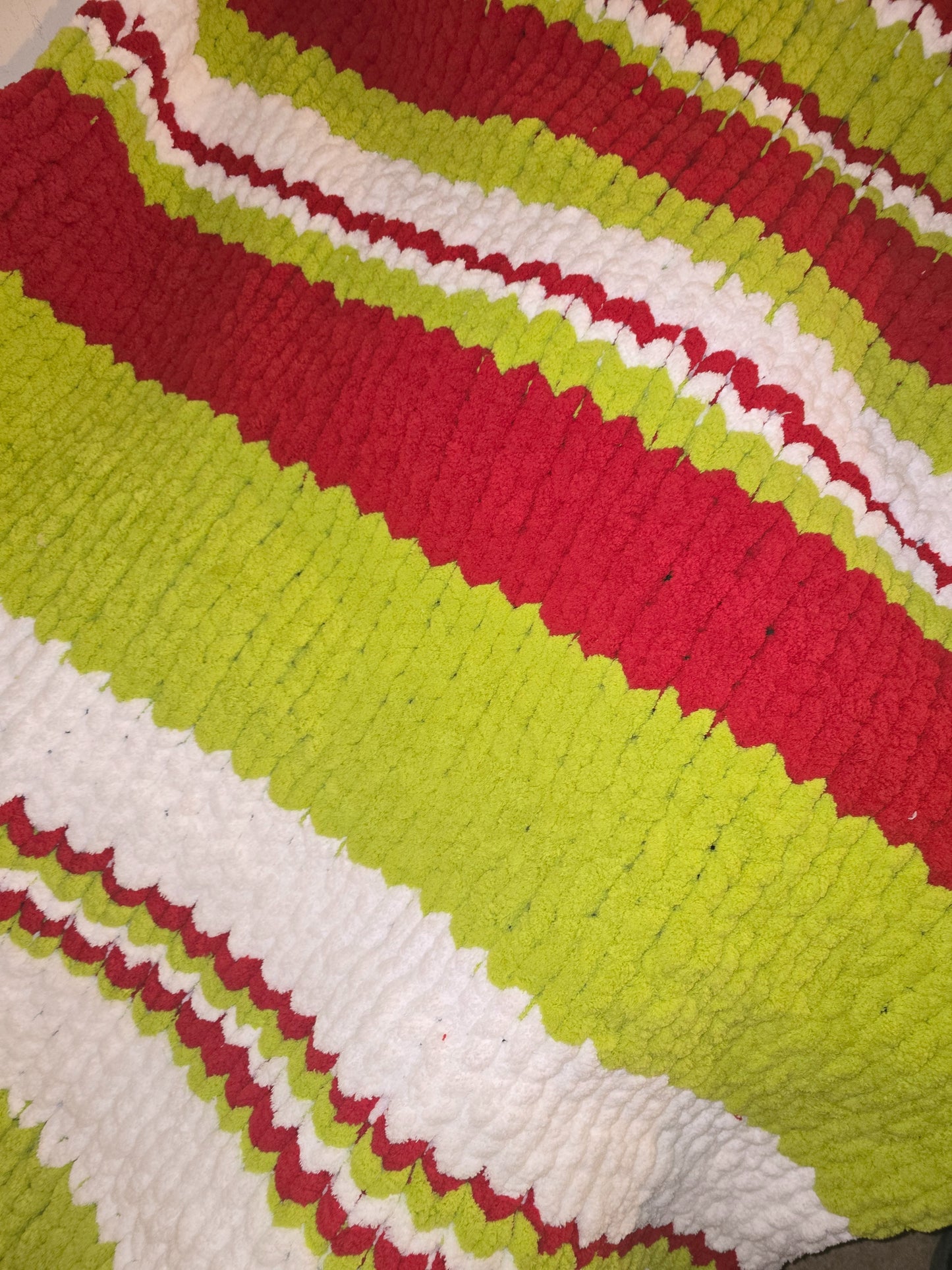 Grinch Blanket Gift Set